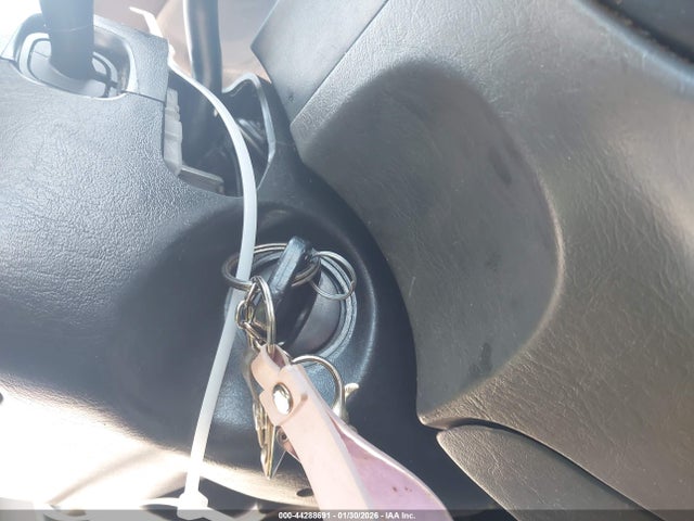 2003 FORD ESCAPE 1FMYU02103KA00503 Photo 10