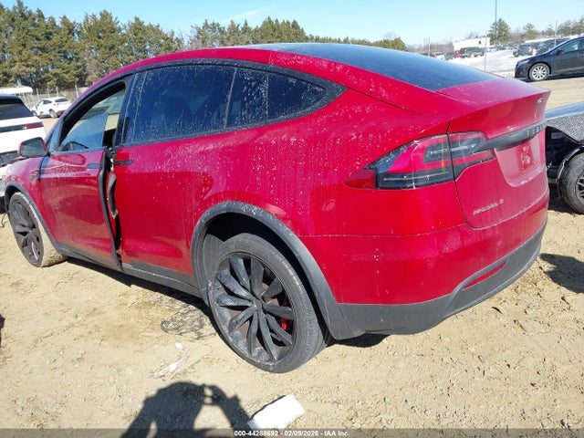 2016 TESLA MODEL X 5YJXCBE46GF021525 Photo 2