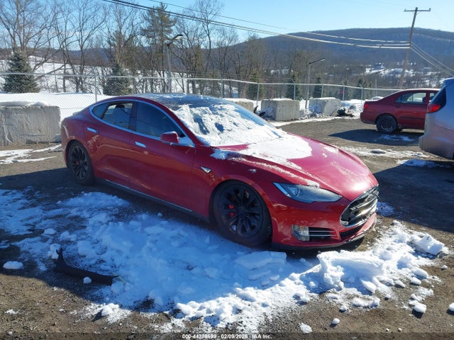 2015 TESLA MODEL S 5YJSA1H28FFP74167