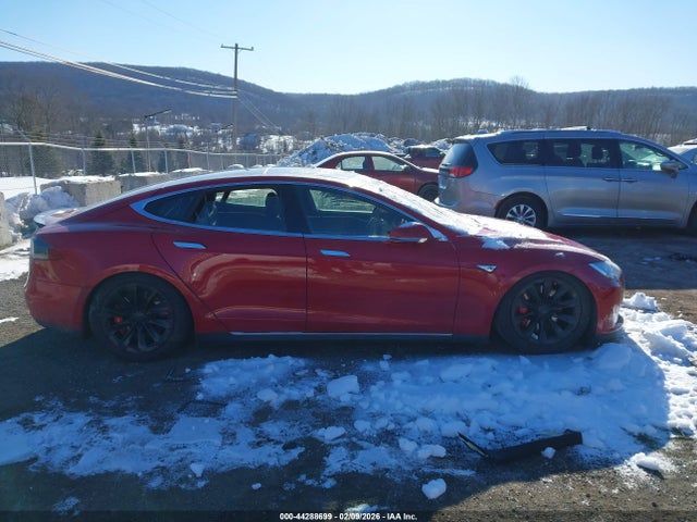 44288699 :رقم المزاد ، 5YJSA1H28FFP74167 vin ، 2015 Tesla Model S 70d/85d/p85d مزاد بيع