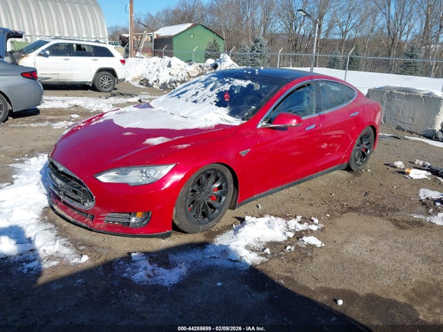 2015 TESLA MODEL S 5YJSA1H28FFP74167 Photo 1