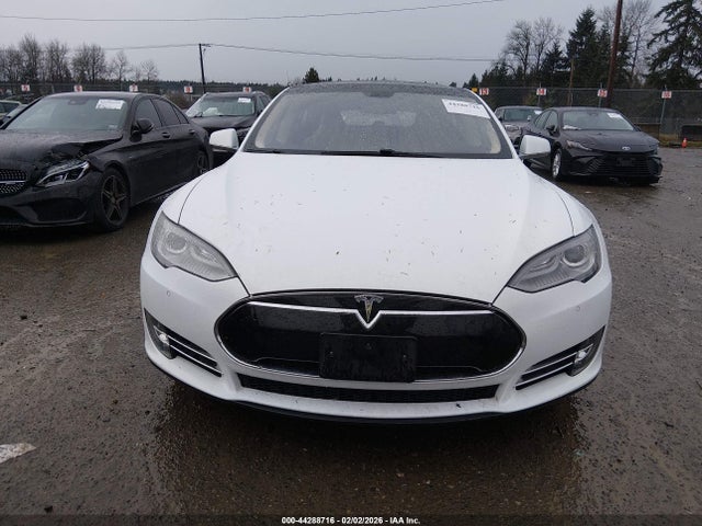 Продаж на аукціоні авто 2014 Tesla Model S P85, vin: 5YJSA1H15EFP40094, номер лоту: 44288716