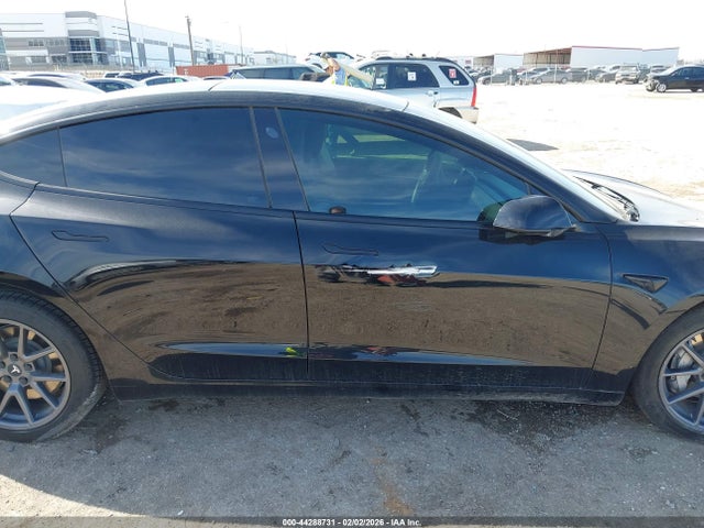 Продажа на аукционе авто 2022 Tesla Model 3 Rear-wheel Drive, vin: 5YJ3E1EA3NF196191, номер лота: 44288731