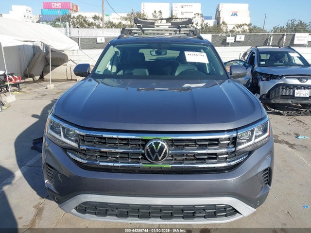 44288744 :رقم المزاد ، 1V2HR2CA9NC523417 vin ، 2022 Volkswagen Atlas 3.6l V6 Se W/technology مزاد بيع