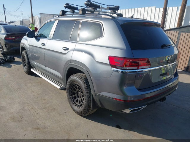 44288744 :رقم المزاد ، 1V2HR2CA9NC523417 vin ، 2022 Volkswagen Atlas 3.6l V6 Se W/technology مزاد بيع