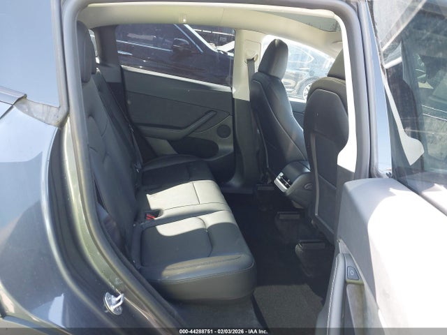 Продажа на аукционе авто 2023 Tesla Model Y Awd/long Range Dual Motor All-wheel Drive, vin: 7SAYGDEE3PF866008, номер лота: 44288751