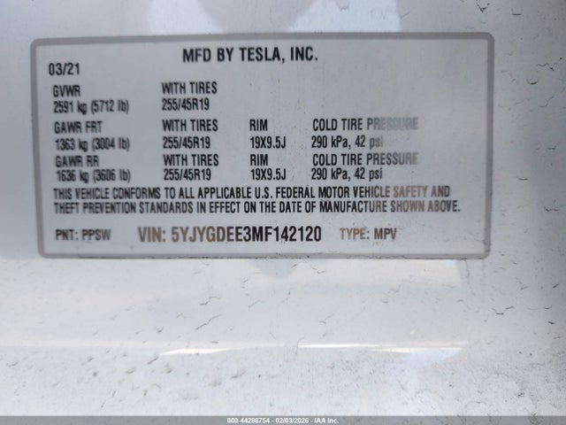 2021 TESLA MODEL Y 5YJYGDEE3MF142120 Photo 8
