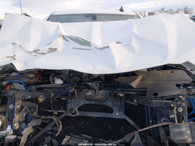 3GCUKREC8GG223928 Chevrolet Silverado 1500 1lt