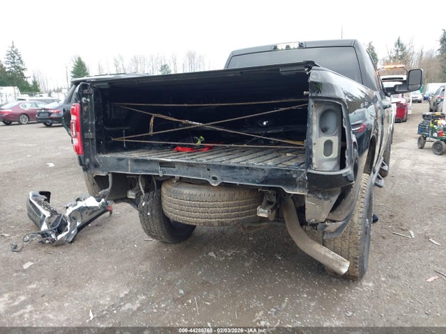 3C6UR5DL4LG314072 RAM 2500 Big Horn 4x4 6&#039;4 Box