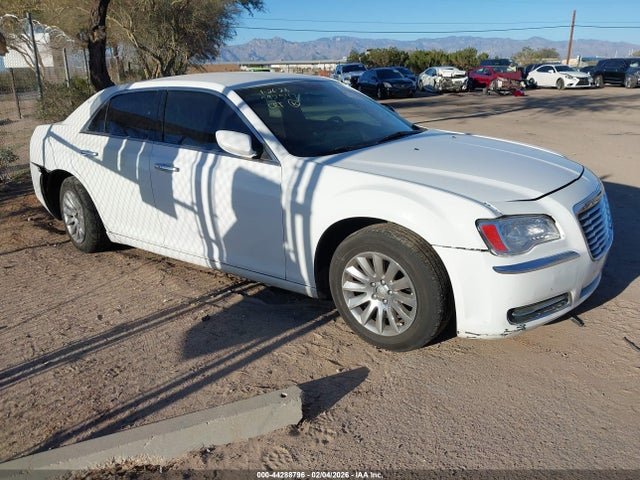 2014 CHRYSLER 300 2C3CCAAG1EH383055