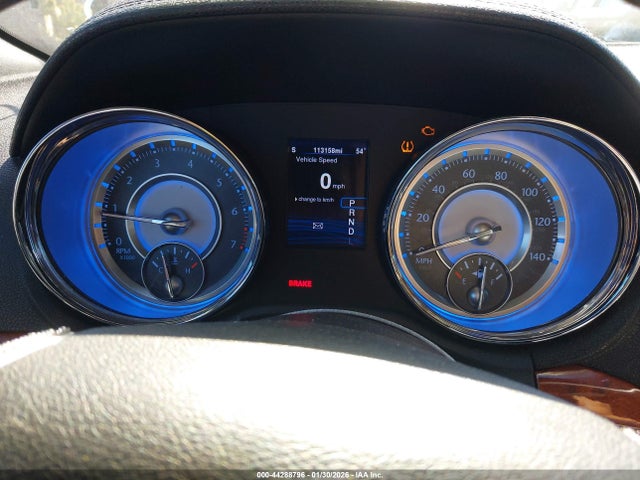Chrysler 300 2014 2C3CCAAG1EH383055 Image 15