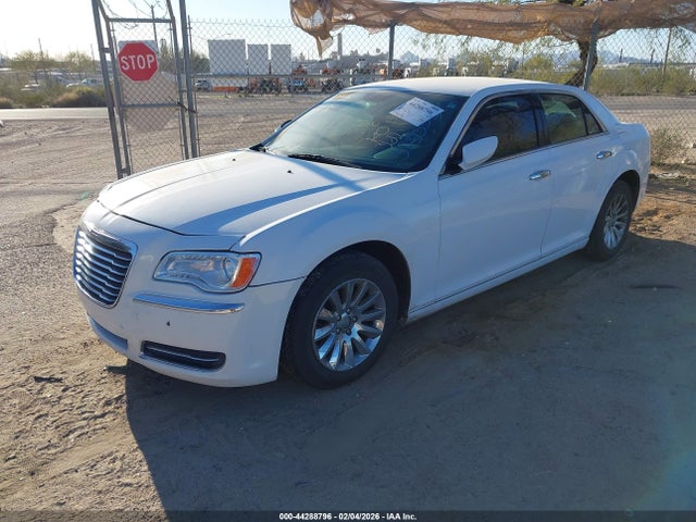 2014 CHRYSLER 300 2C3CCAAG1EH383055 Photo 1