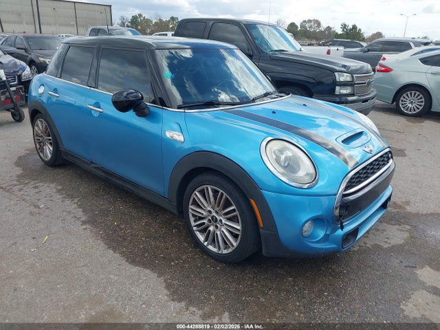 2015 MINI HARDTOP WMWXU3C56F2B56195 Photo 0