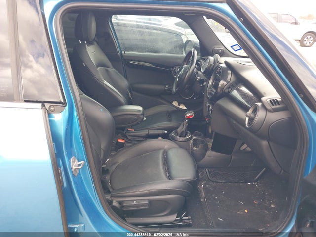 2015 MINI HARDTOP WMWXU3C56F2B56195 Photo 4