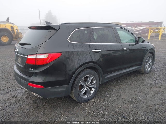 KM8SMDHF7GU157858 Hyundai Santa Fe Se