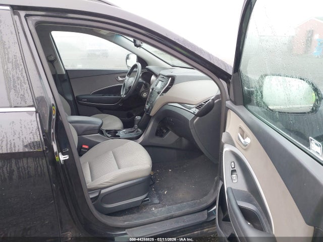 KM8SMDHF7GU157858 Hyundai Santa Fe Se