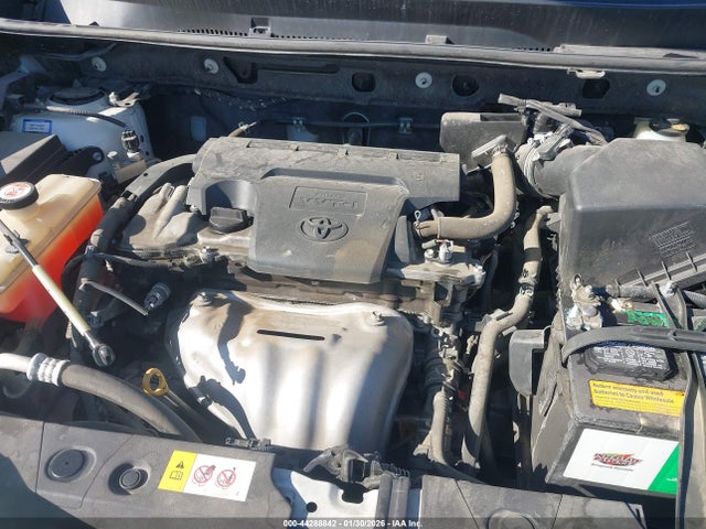 JTMZFREV0HJ111247 Toyota RAV4 LE