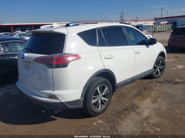 JTMZFREV0HJ111247 Toyota RAV4 LE