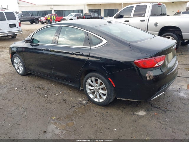 2015 CHRYSLER 200 1C3CCCCG6FN582541 Photo 2