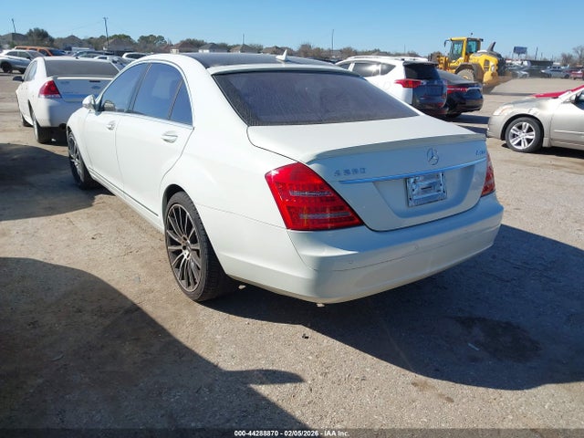 2007 MERCEDES-BENZ S 550 WDDNG86X87A139808 Photo 2