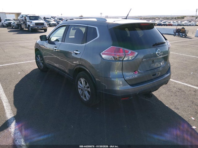 5N1AT2MT6FC876425 Nissan ROGUE SV