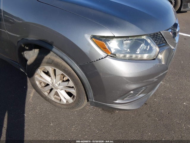 5N1AT2MT6FC876425 Nissan ROGUE SV
