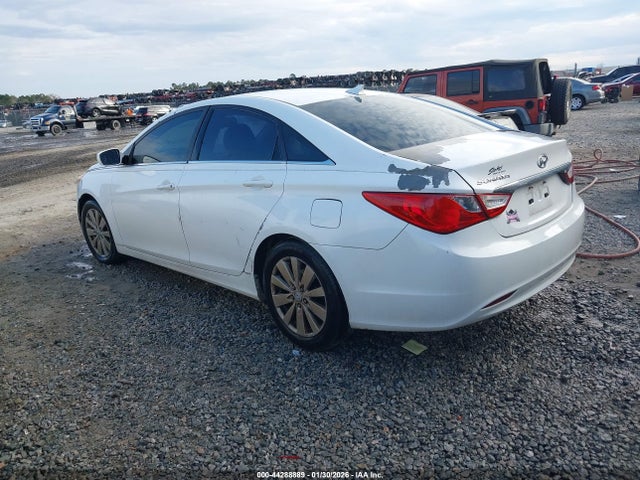 2013 HYUNDAI SONATA 5NPEB4AC4DH573394 Photo 2