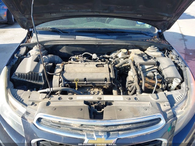 1G1PA5SH2F7197600 Chevrolet Cruze Ls Auto
