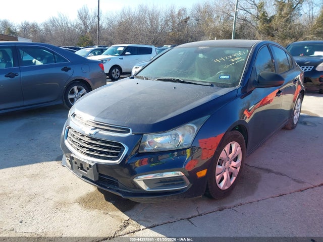 1G1PA5SH2F7197600 Chevrolet Cruze Ls Auto