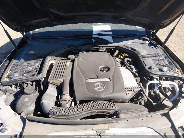 55SWF4KB8GU143383 Mercedes-Benz C 300 4matic