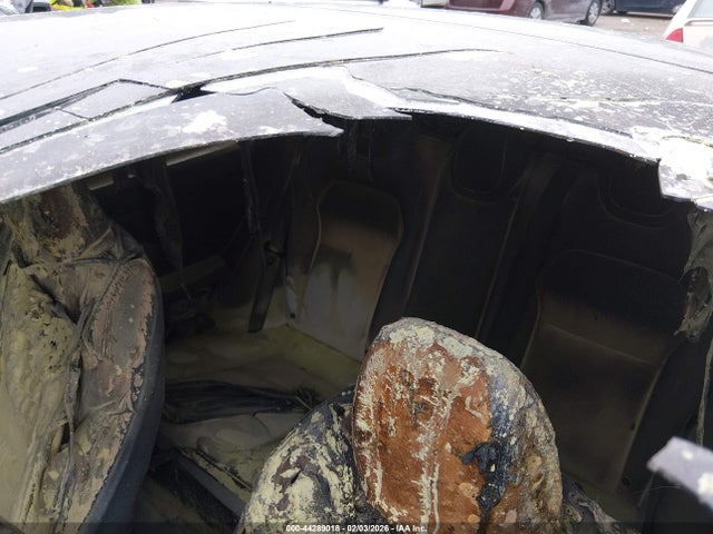 Продажа на аукционе авто 2024 Tesla Model 3, vin: 5YJ3E1EA5RF834608, номер лота: 44289018