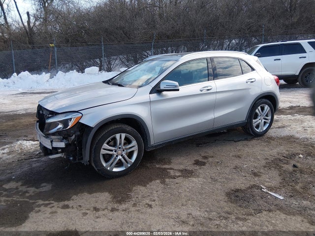 2015 MERCEDES-BENZ GLA 250 WDCTG4GB2FJ131256 Photo 1