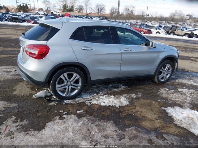 2015 MERCEDES-BENZ GLA 250 WDCTG4GB2FJ131256 Photo 3