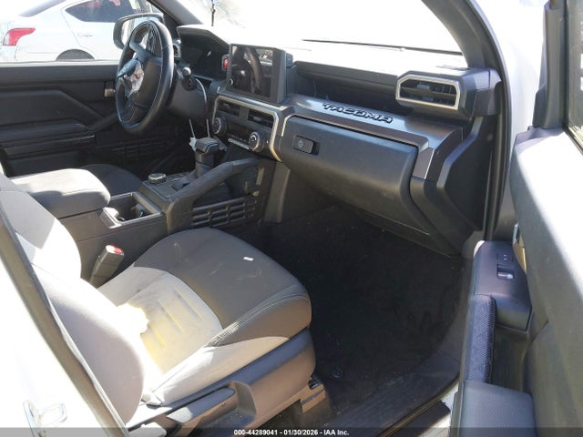 3TMKB5FN0RM016843 Toyota Tacoma Trd Sport 2wd