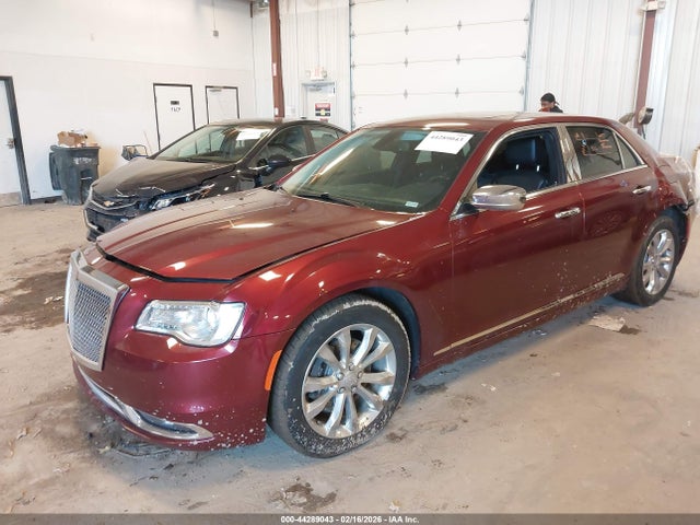 Auction sale of the 2019 Chrysler 300 Limited Awd, vin: 2C3CCAKG0KH586612, lot number: 44289043