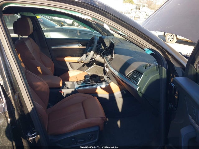 2025 AUDI Q5 WA1EAAFY1S2050056 Photo 4