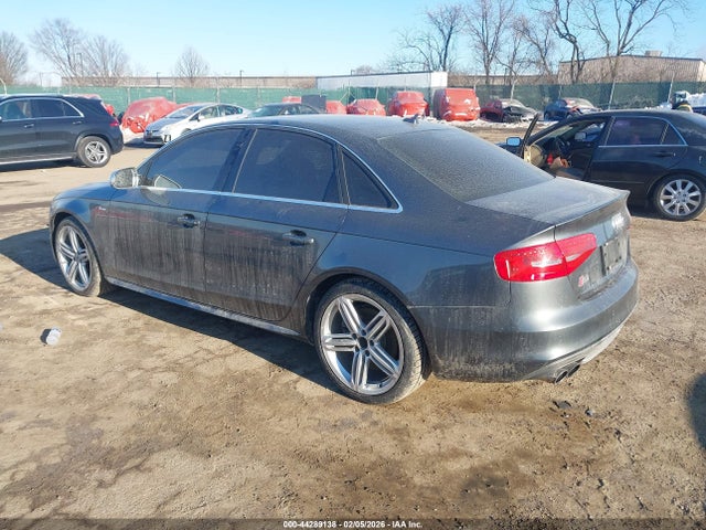 2016 AUDI S4 WAUBGAFL6GA011369 Photo 2