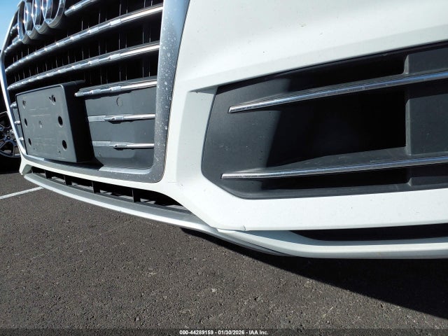 Audi Q7 3.0t Premium 2017 WA1AAAF74HD035621 Image 17