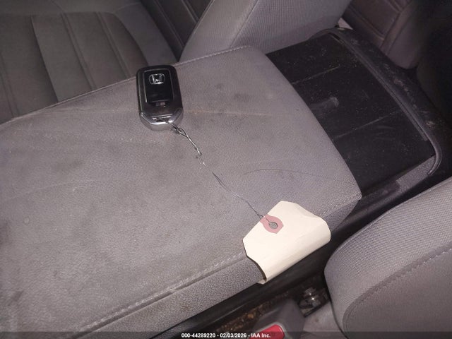 2019 HONDA CR-V 7FARW1H52KE003406 Photo 10