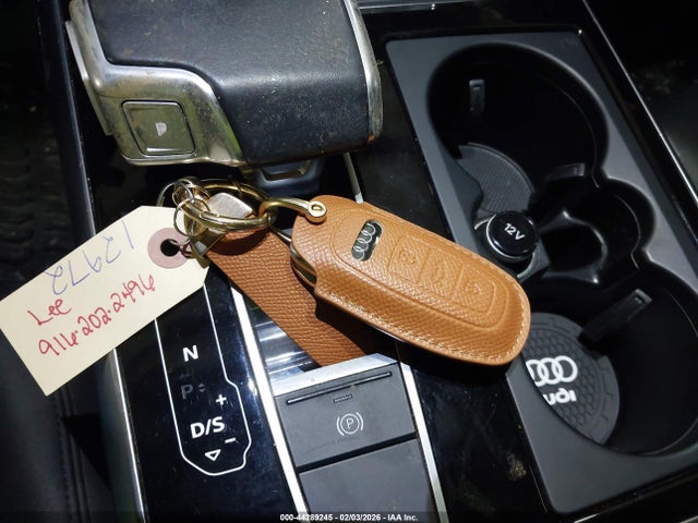 2020 AUDI Q7 WA1LXAF71LD003466 Photo 10