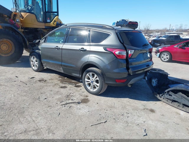 1FMCU9GD4JUA39257 Ford ESCAPE SE