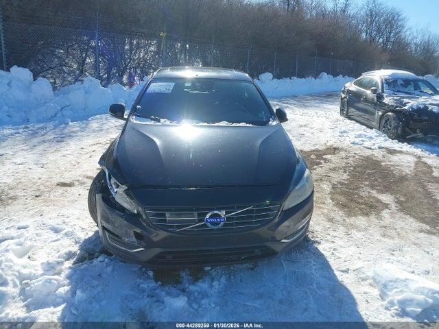 YV149MFM1F2355145 Volvo S60 T6 Platinum