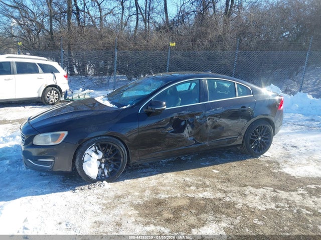 YV149MFM1F2355145 Volvo S60 T6 Platinum