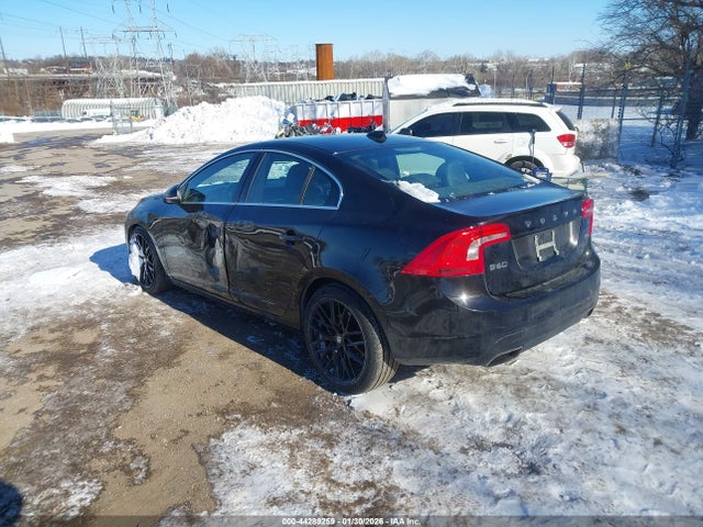 YV149MFM1F2355145 Volvo S60 T6 Platinum