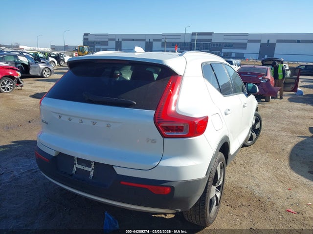 2021 VOLVO XC40 YV4162UK8M2415214 Photo 3