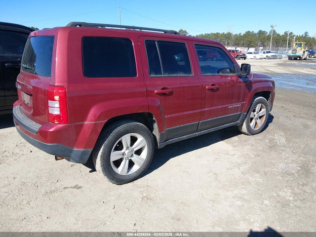 1C4NJPBB1GD683842 Jeep Patriot Sport