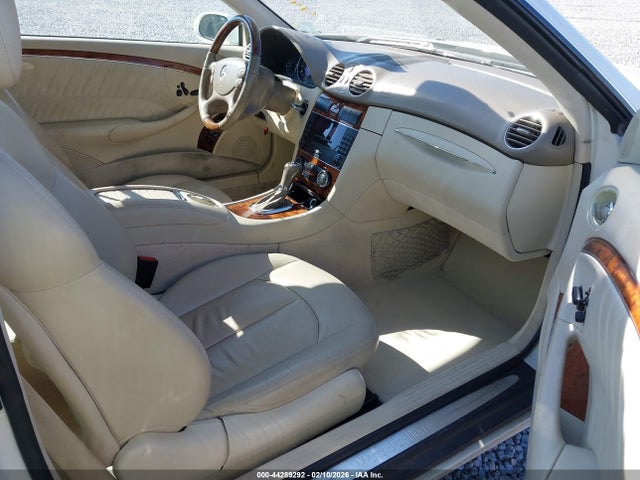 2008 MERCEDES-BENZ CLK 350 WDBTJ56H08F258076 Photo 4