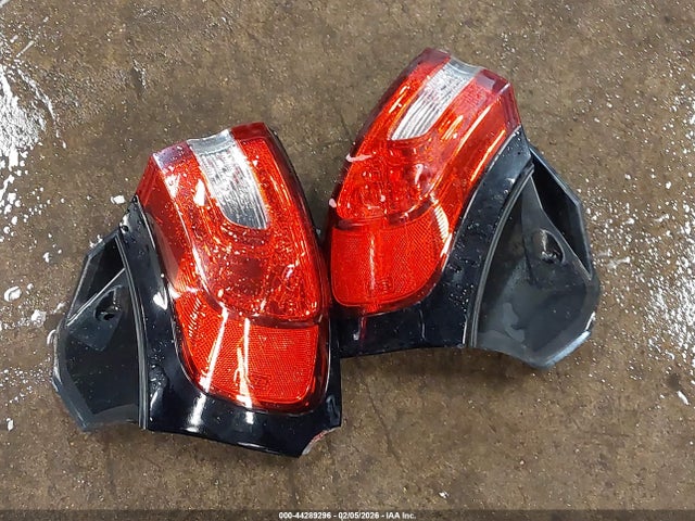 2016 Jeep Cherokee Limited მანქანა იყიდება აუქციონზე, vin: 1C4PJMDS8GW119856, აუქციონის ნომერი: 44289296