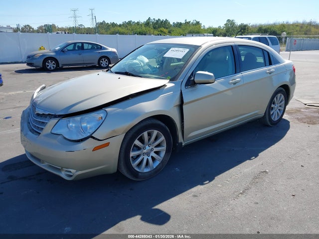 2010 CHRYSLER SEBRING 1C3CC5FB0AN109433 Photo 1