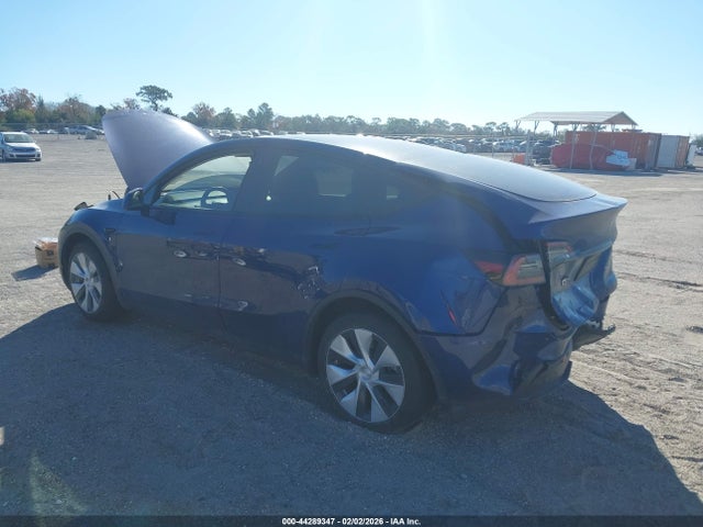 2023 TESLA MODEL Y 7SAYGDEE0PF709505 Photo 2
